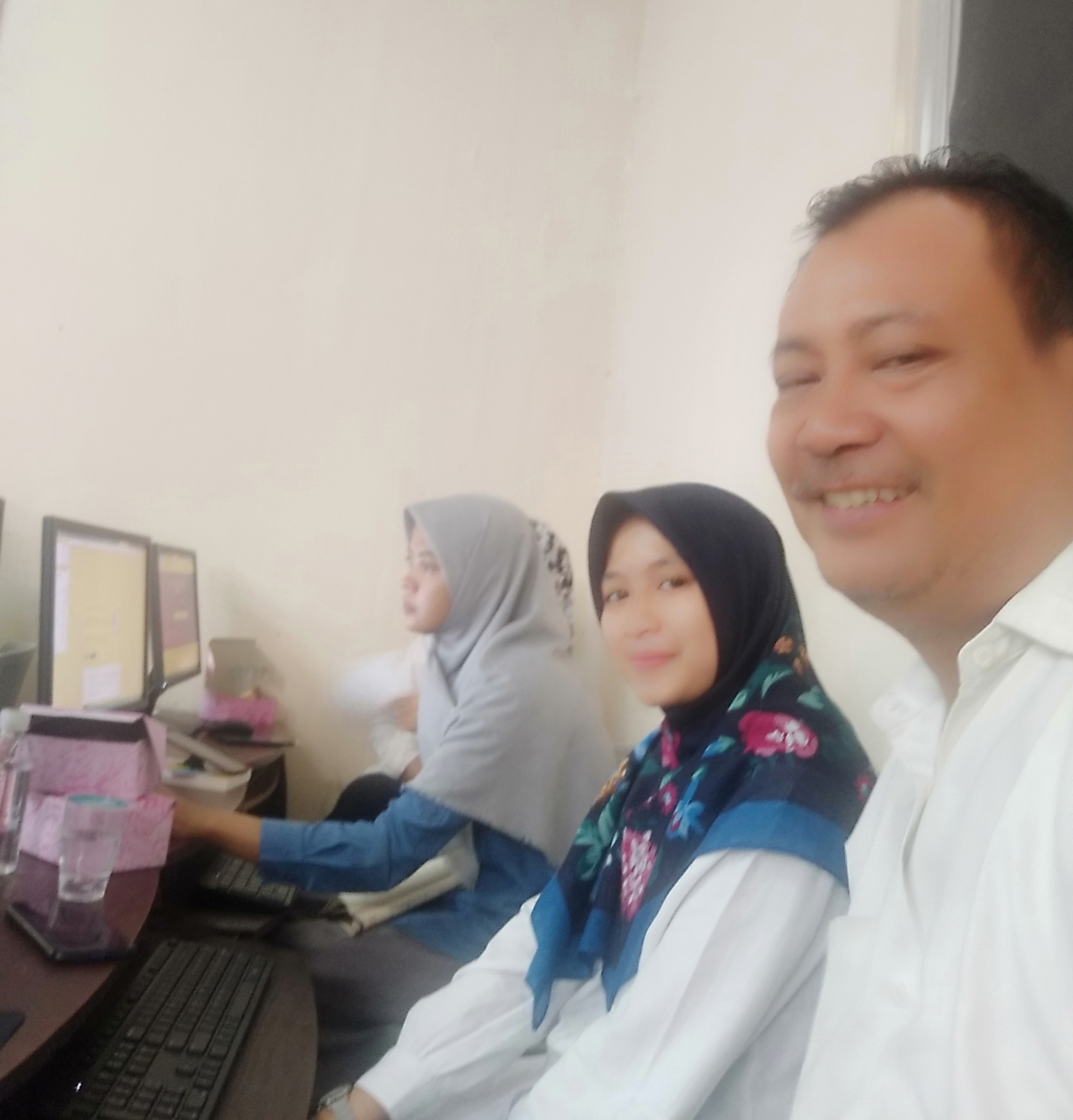 SOSIALISASI PENGGUNAAN SISTEM SMART CAMPUS DAN FEEDER IMPORTER