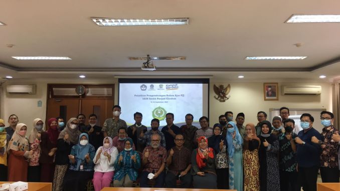 IAIN Syekh Nurjati Cirebon Gandeng UT Latih Dosen Membuat Modul Pembelajaran